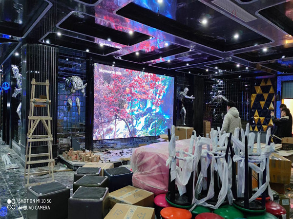 江苏室内P2.5全彩显示屏